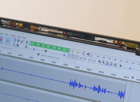 Laptop Demo Video Thumbnail — Image of laptop recording audio